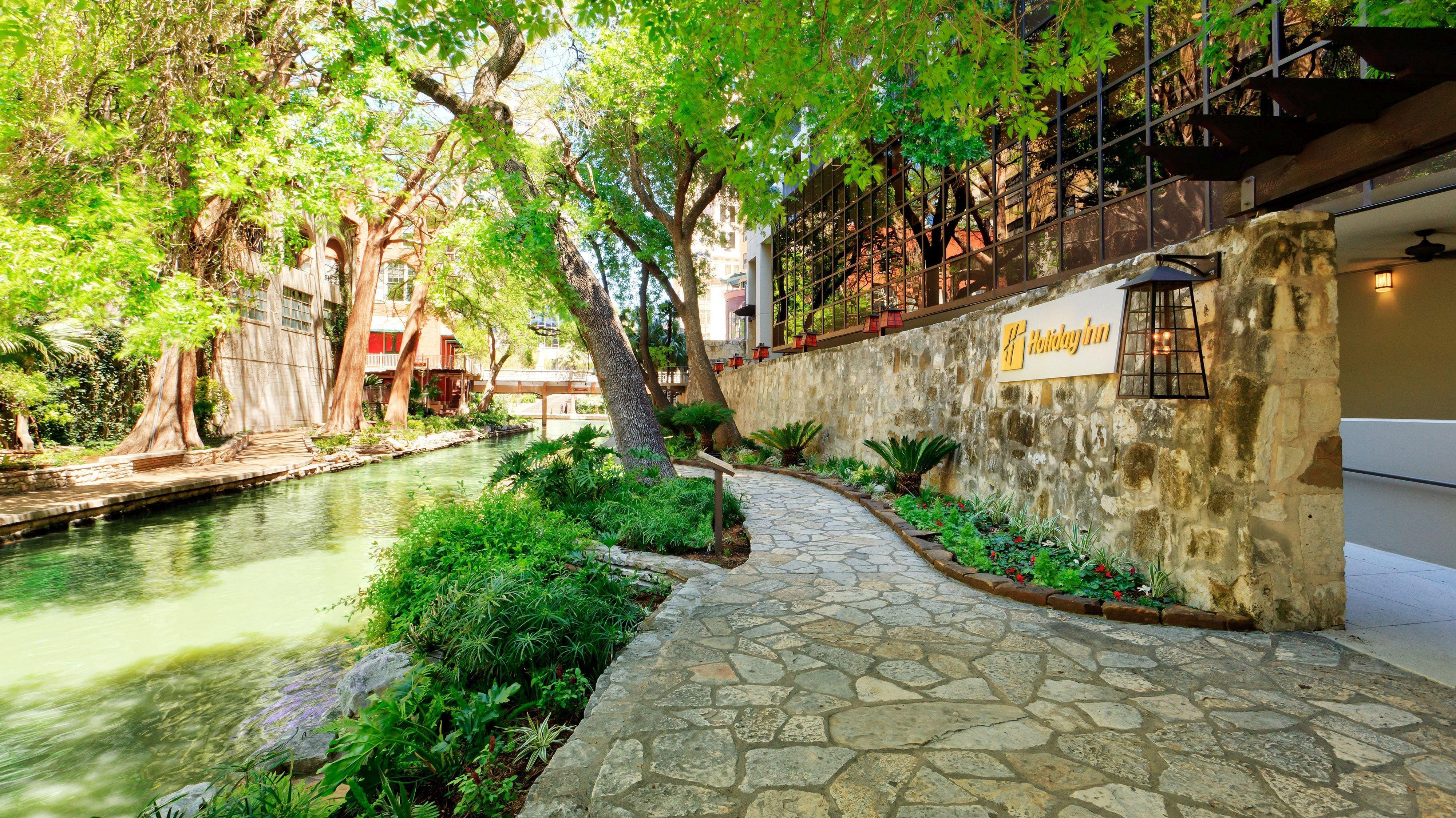 Holiday Inn San Antonio-Riverwalk By Ihg Exterior photo